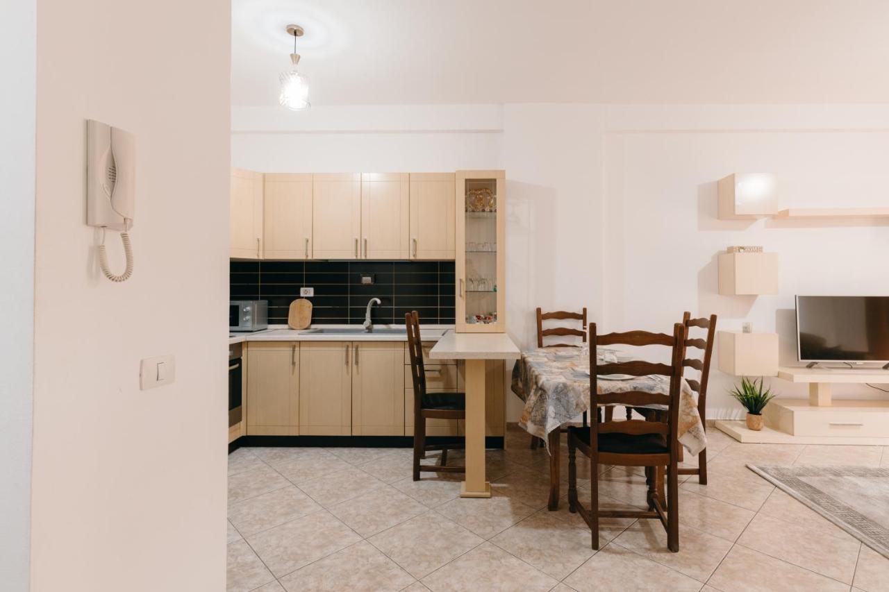 Rs Place 1-Bedroom Apartment Tirana Exterior photo