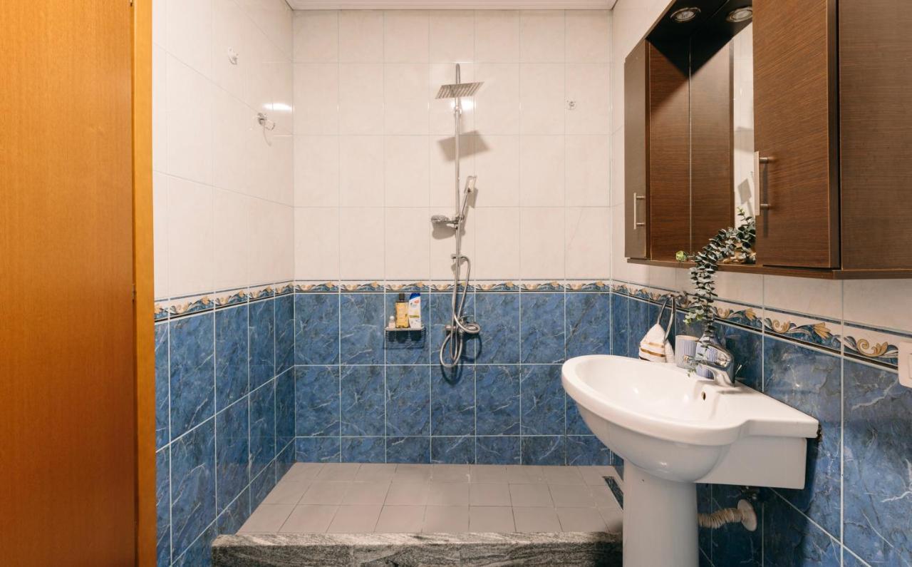 Rs Place 1-Bedroom Apartment Tirana Exterior photo