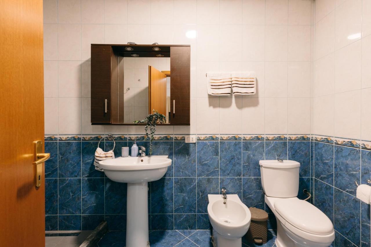 Rs Place 1-Bedroom Apartment Tirana Exterior photo
